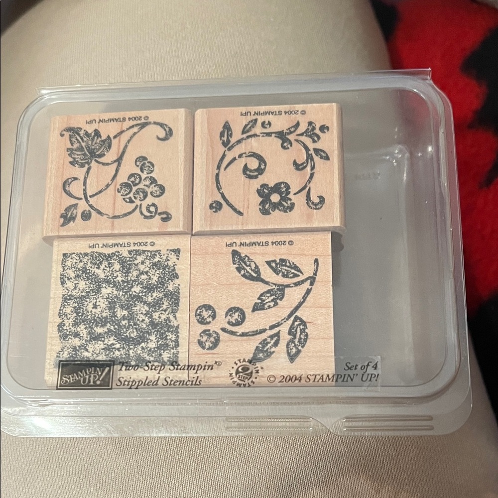 Stampin' Up! Floral and Leaf Stippled Stamps set of 4